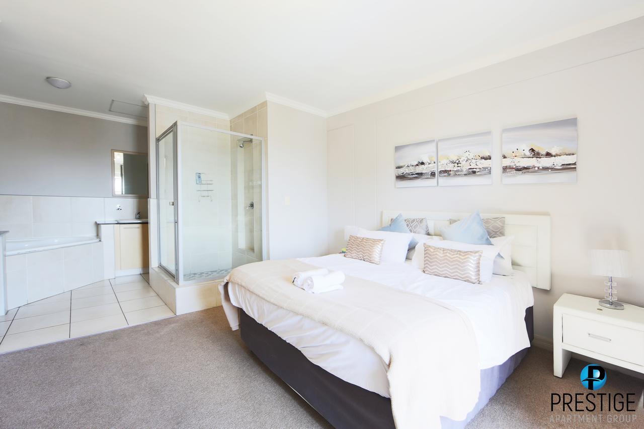 Prestige Apartments Sandton At Westpoint Joanesburgo Exterior foto